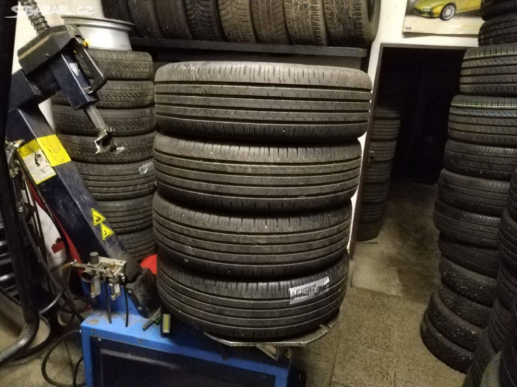 215/65 R17 XL letní Continental