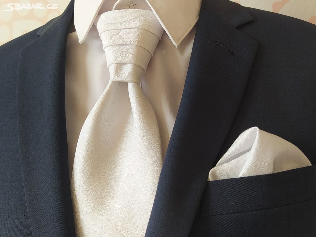 Svatební bílá kravata Bandi