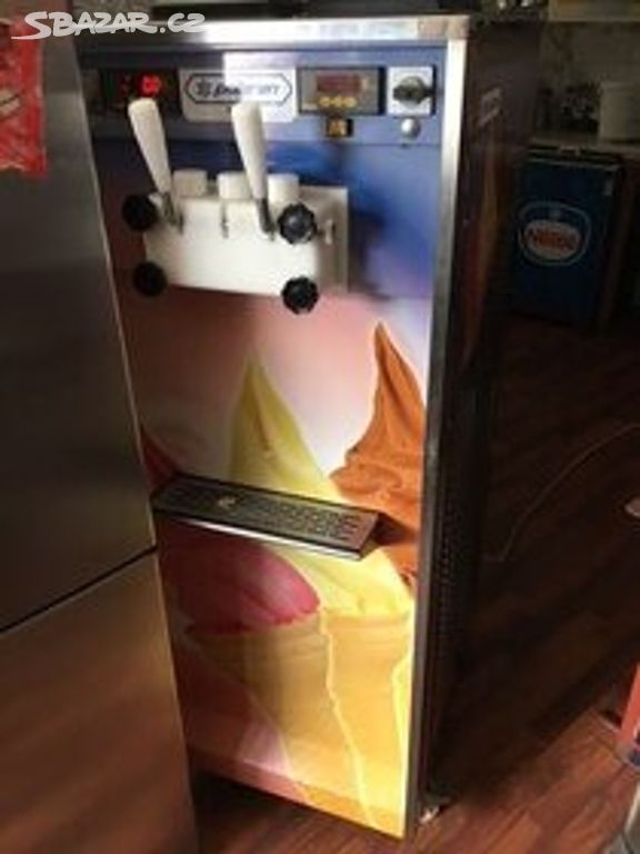 Stroj na výrobu zmrzliny Polaren N45
