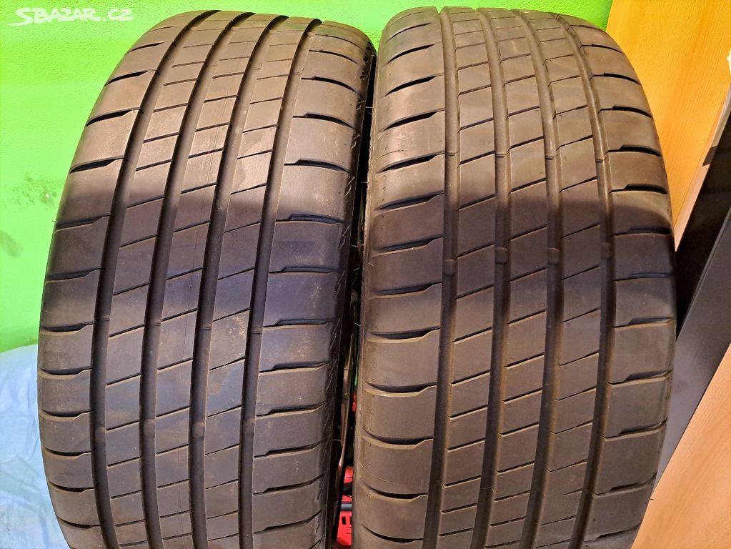 2ks letních pneu Bridgestone S005 225/40 R19 nové