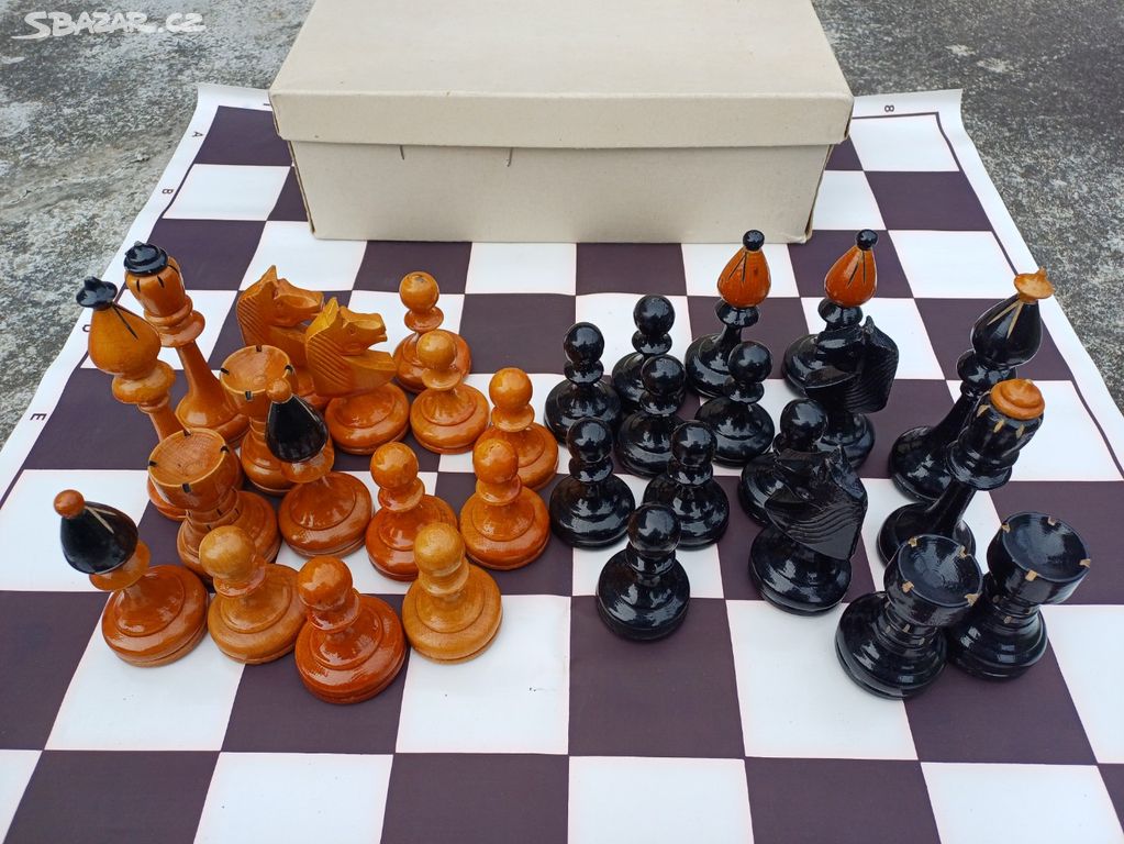 Starožitné šachy - Česká klubovka