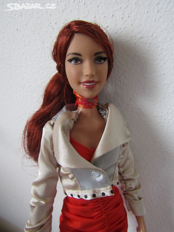 Panenka Barbie Stardoll  920 Kč