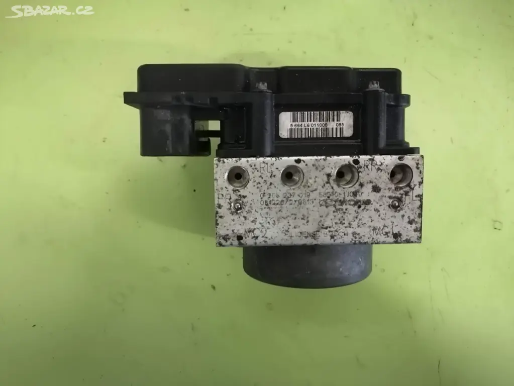 Náhled: ABS jednotka pumpa Hyundai I20