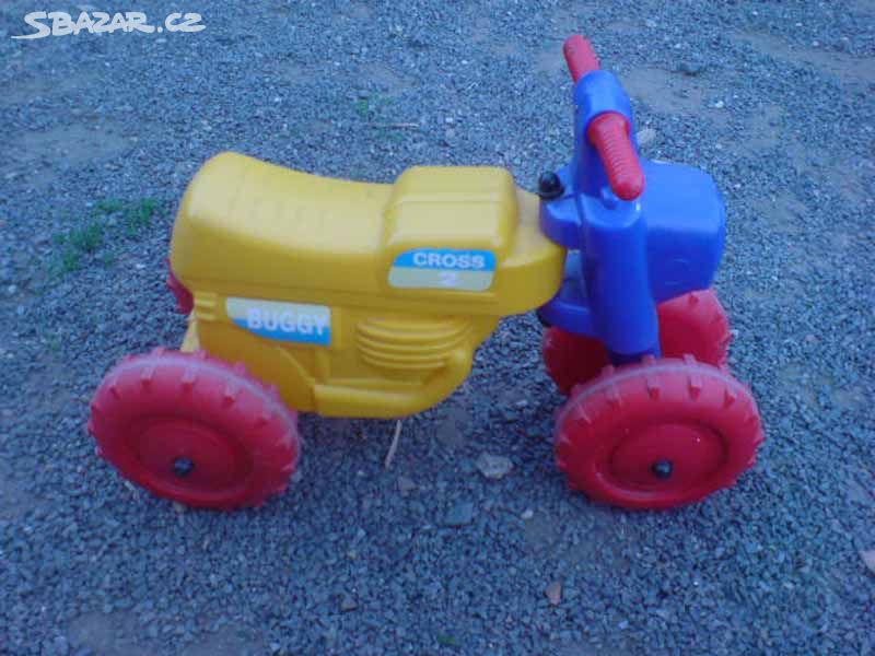 Odrážedlo tractor?