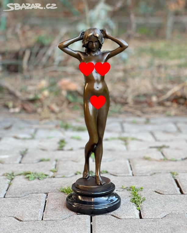 Bronzová socha soška - Nahá žena - střední