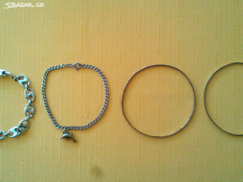 Stříbrné šperky - náramky (řetízkové, kruhové)
