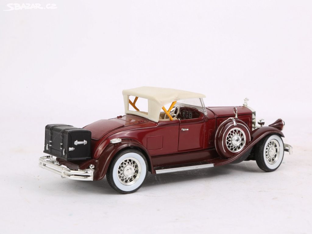 (6) Autíčko, retro model 1930 Pierce-Arrow model B