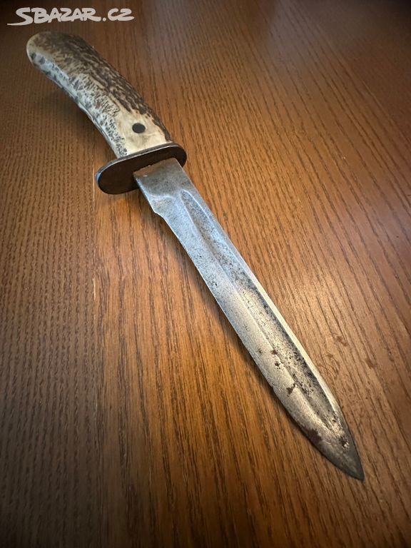 Starožitný lovecký nůž z parohu 6
