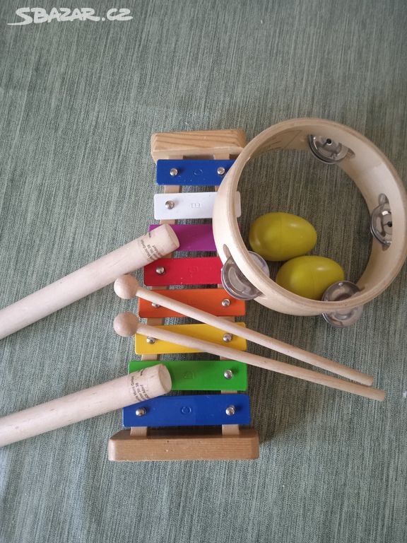 Sada dřevěných hudebních nástrojů pro děti od