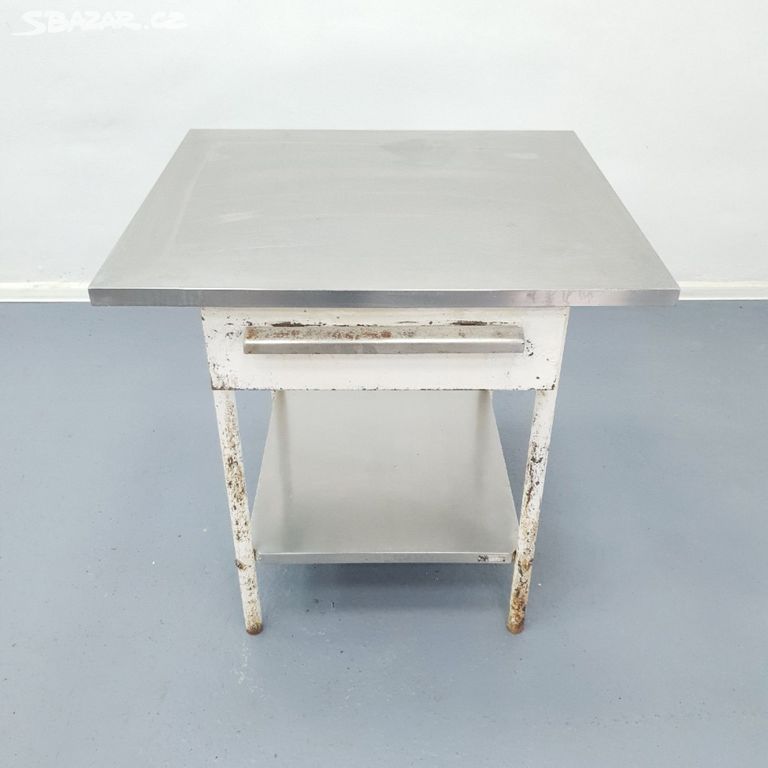Pracovní stůl s nerezovou deskou 84x75x85 cm - 1x