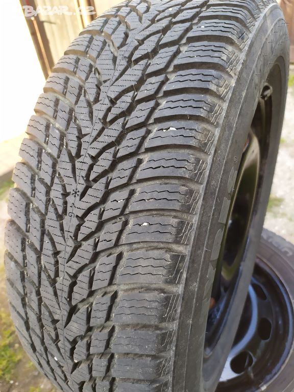 Zimní pneu Nokian 195/65 R15