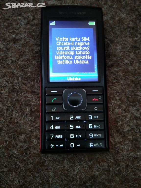Prodám telefon Sony Ericsson  Cedar