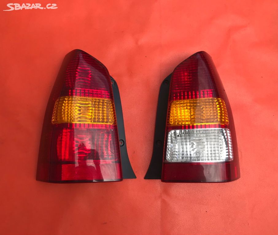 Mazda Tribute světlo zadní kompletní originál