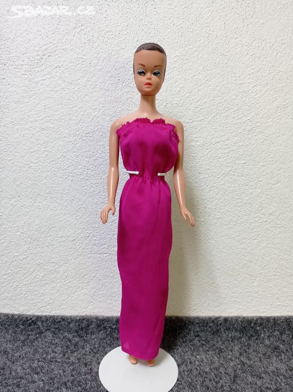 Barbie Fashion Queen