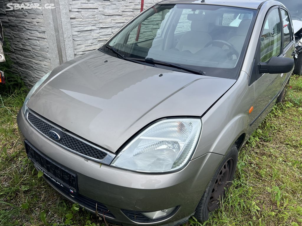 Ford fiesta 1,4 automat robotická převodovka ok