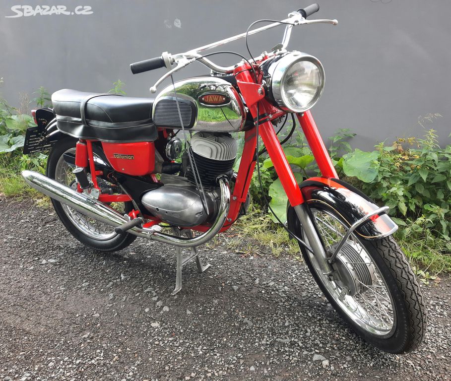 Jawa 250 Californian