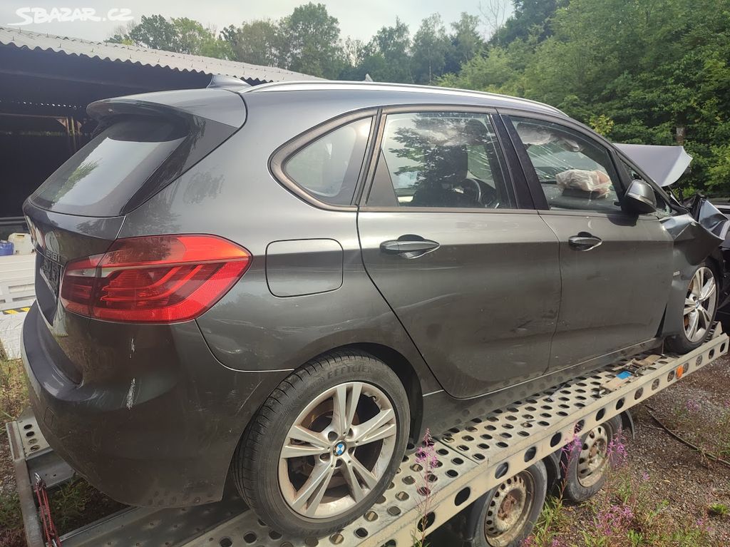 BMW 2er F45 active tourer dveře přední zadní