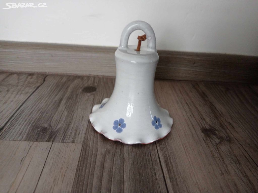 Keramický zvonek, výška 10 cm