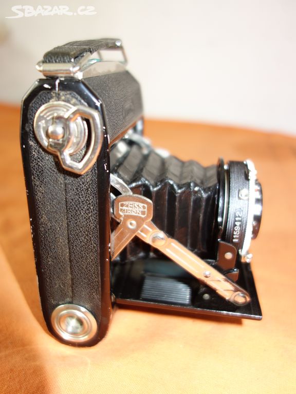 Měchový fotoaparát Zeiss Ikon