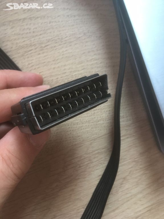 Kabel SCART plochý 10 m