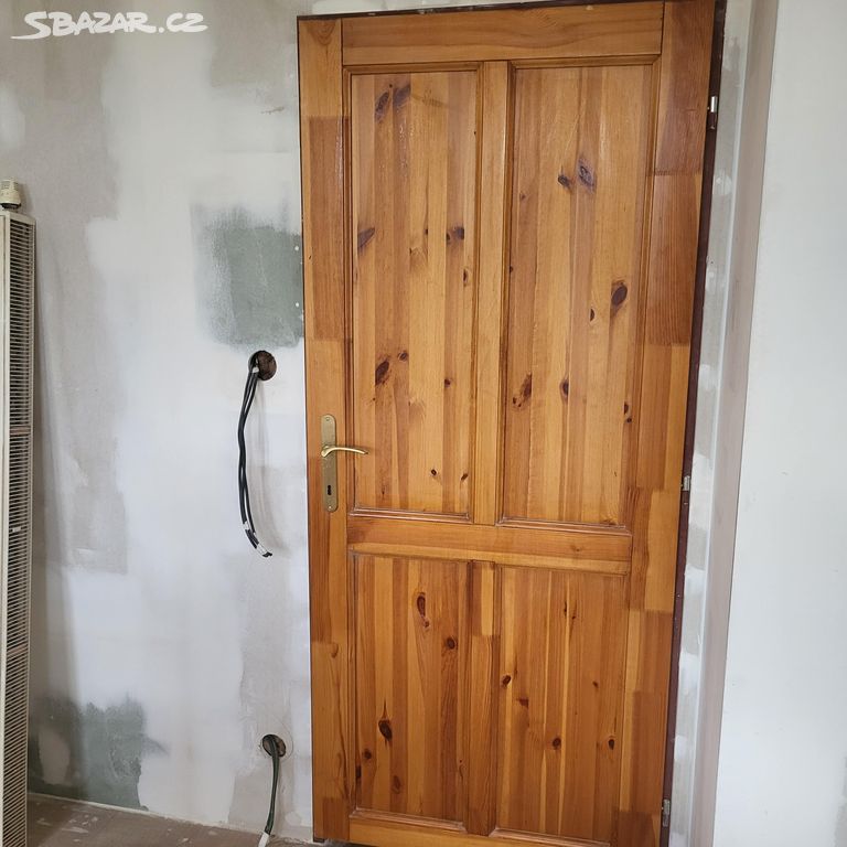 3x Interiérové dveře ze dřeva