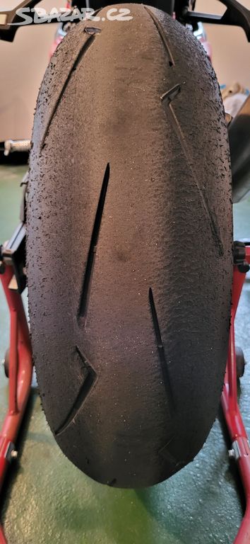 Moto pneu - Pirelli Supercorsa SP V4 200/55
