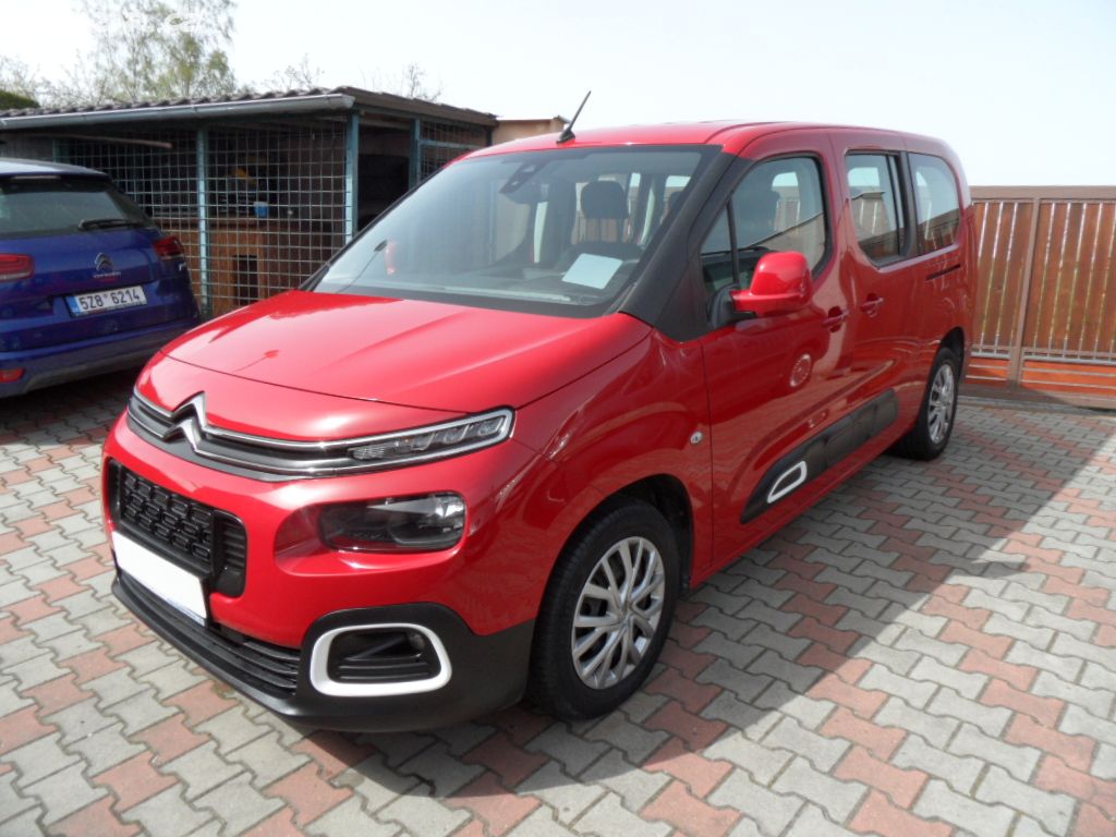 Citroen Berlingo XL 1.2 PureTech,naj.19000km,ČR