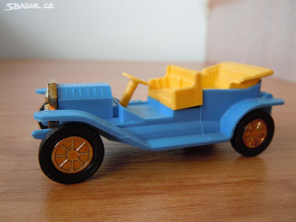 retro model Ford Oldtimer , výrobce Směr autíčko