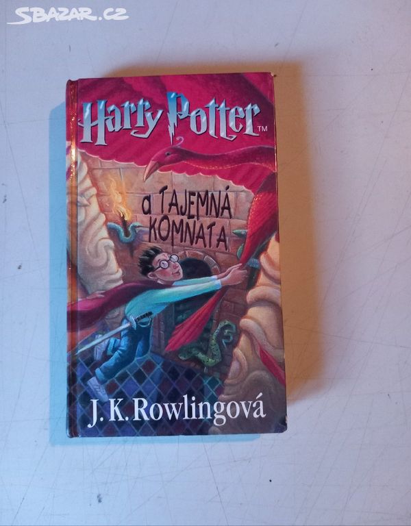 HARRY POTTER A TAJEMNÁ KOMNATA (2002)