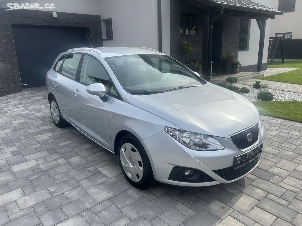 Seat Ibiza ST 1,4i 16V Style, serviska, 125.575km