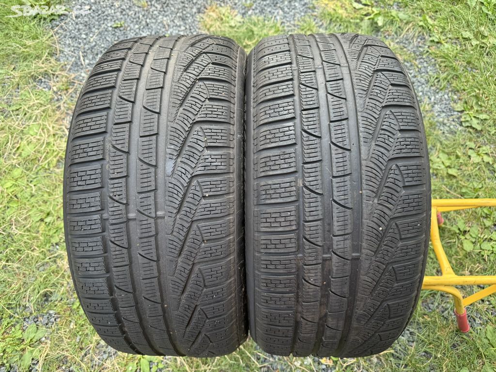 Zimní pneu 255 40 20 Pirelli 2ks