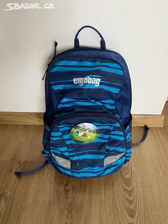 Dětský batůžek Ergobag ease L - Striker