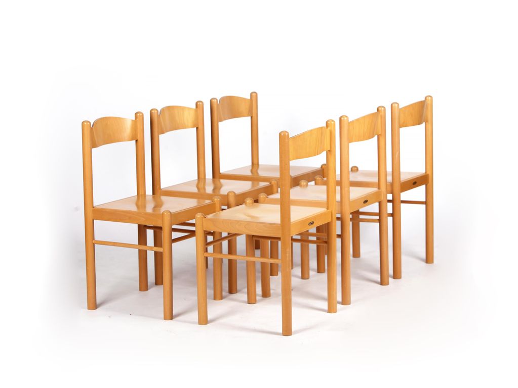 [ 4060 ] Kvalitní zátěžové židle BERNKOP, 34 ks.