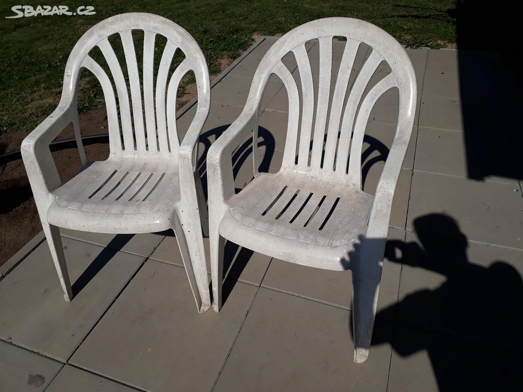 Židle plastové zahradní bílé