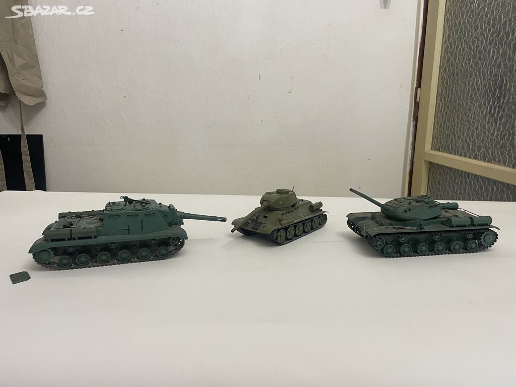 Staré modely tanků