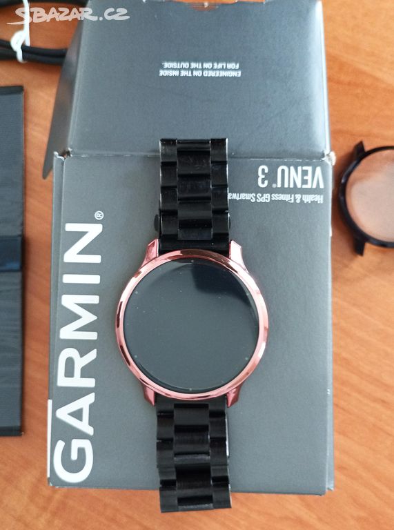 Garmin Venu 3 + dva náhradní řemínky a sklíčka