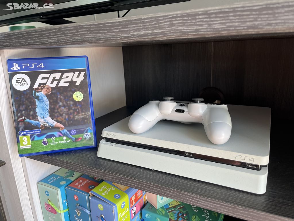 Prodám Playstation 4 slim, 500 GB + Hry