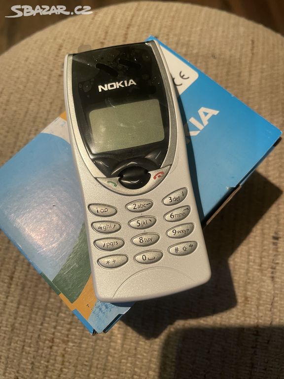 Nokia 8210 White