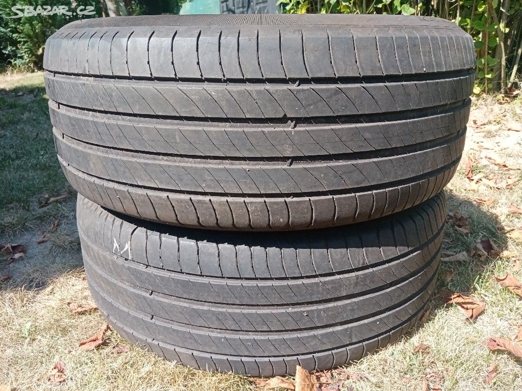 Letní pneu 205/55 R16+225/55 R17. Levně.