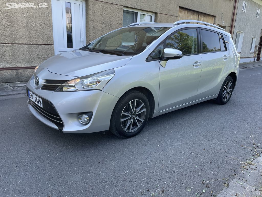 Toyota Verso 2.0D, ELEGANCE, původ ČR, 1. majitel