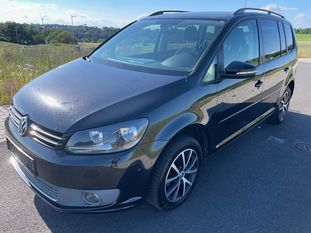 Volkswagen Touran 1.4 TSI, 7 míst, alu, tažné