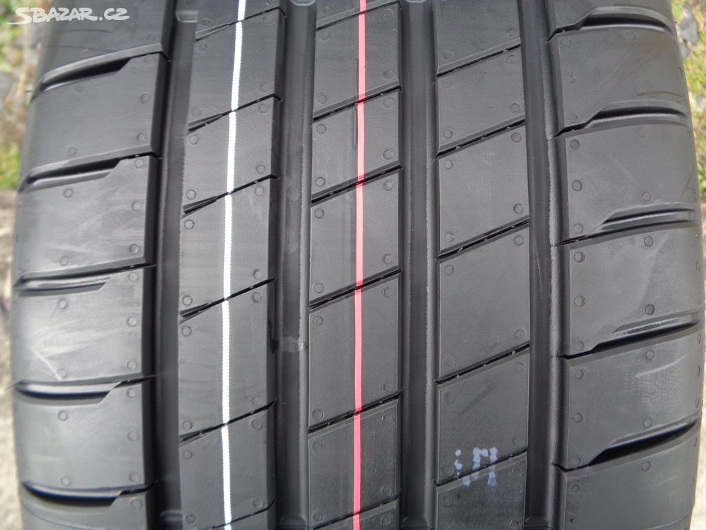 nové 225 40 19 letní Bridgestone 225 40 r19