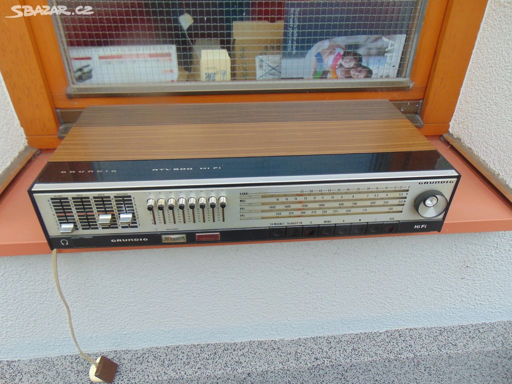 Rádio Grundig RTV 800 HI FI