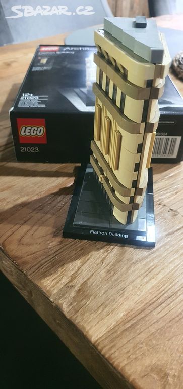 Lego Architects 21023 Flatiron Building