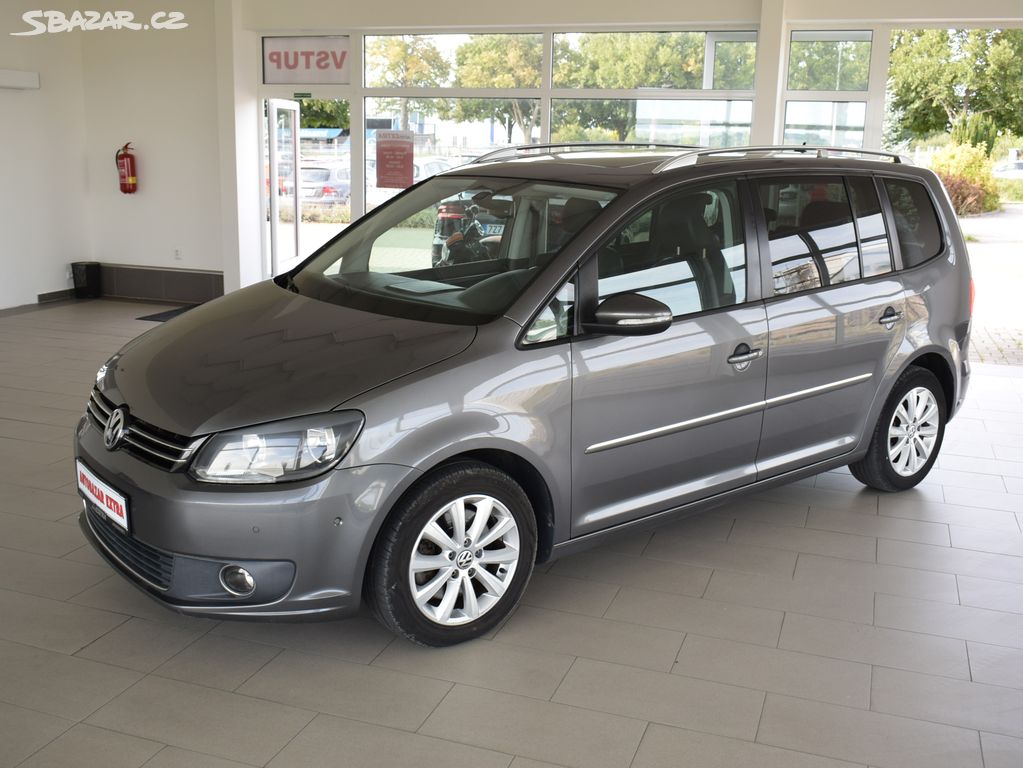 Volkswagen Touran 2,0 TDi,HIGHLINE,kamera,7míst,