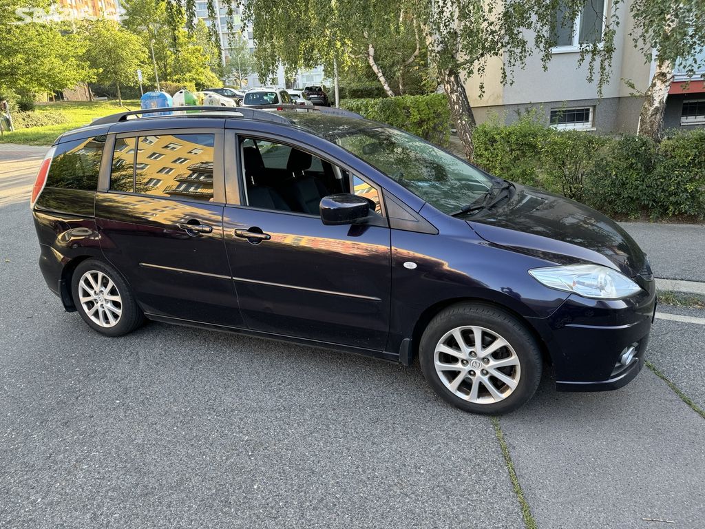 Mazda 5 kombi - 7místná, benzín, tažné zař., 2008