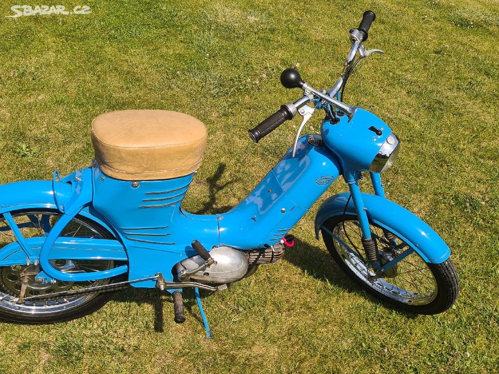 JAWA 550