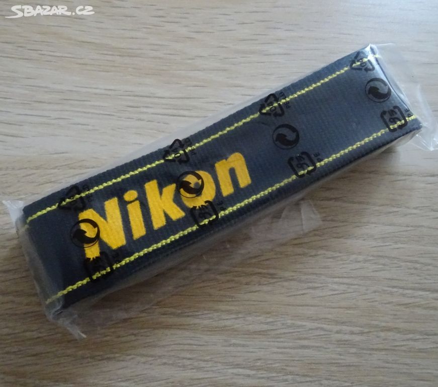 Originální popruh na zrcadlovku NIKON