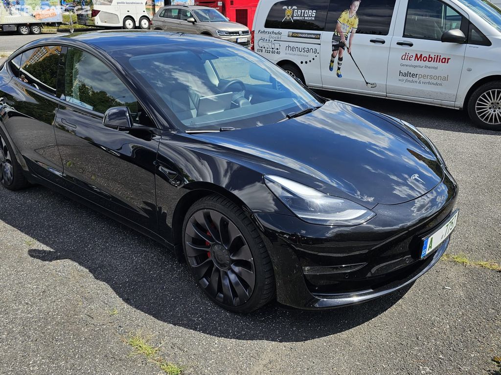 Tesla 3 Performance Nová baterie