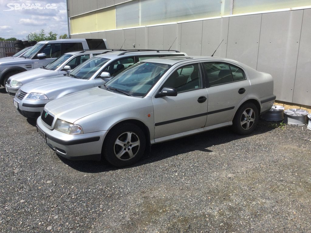 Náhradní díly Škoda Octavia I 1.6 benzín SLX